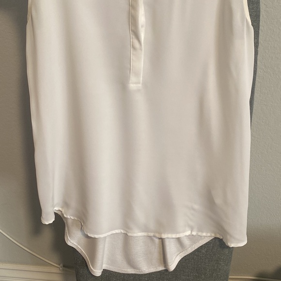 🩷3 for $20🩷 White top with Lace - Picture 3 of 8